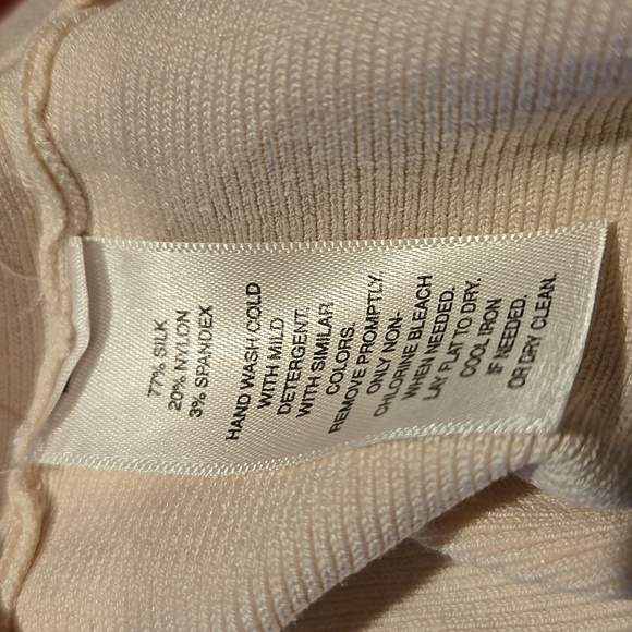 Fancy sweater - Picture 4 of 4